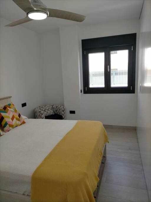 Acogedor apartamento en la playa de Cádiz Exterior foto